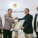 Polda Jambi Serahkan Piagam Penghargaan ke KONI Provinsi Jambi