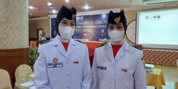 Kembar Winda-Windi Ramaikan Pengukuhan JMSI Jambi