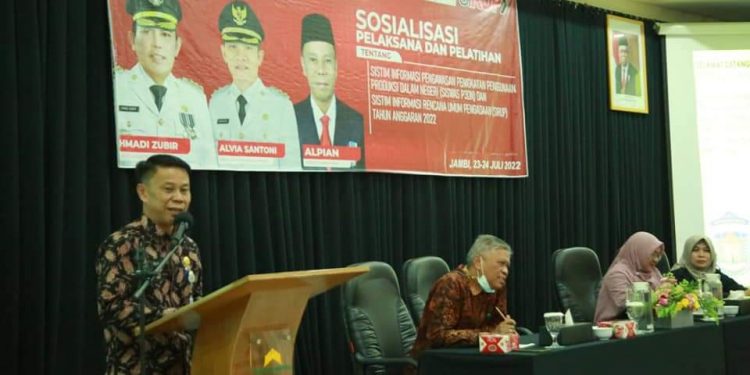 Sekda Alpian Buka Sosialisasi dan Pelatihan Siswa P3DN dan RUP
