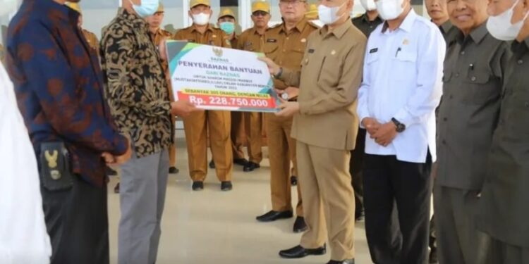 Sebanyak 305 Orang Marbot Masjid Di Kabupaten Kerinci Mendapatkan Insentif dari BAZNAS