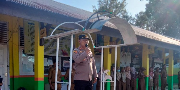 Polsek Kayu Aro Gelar Kegiatan “Police Go To School” di SMAN 7 Kerinci