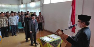 Wako Ahmadi Lantik Direktur Perumda Tirta Khayangan