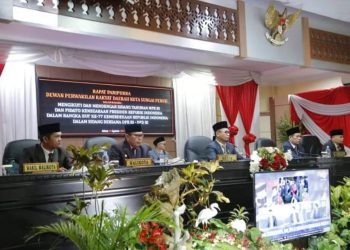 Wako Ahmadi & Wawako Antos Hadiri Paripurna Istimewa DPRD Kota Sungai Penuh