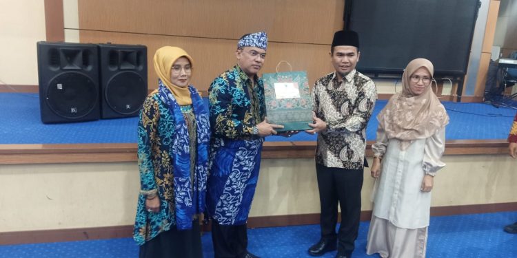 Pelepasan Kejari Sungai Penuh, Ketua DPRD: Terimakasih Atas Pengabdiannya