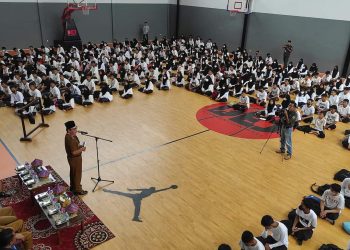 Wako Ahmadi Buka Latihan Dasar Kepimpinan SMA I Sungai Penuh