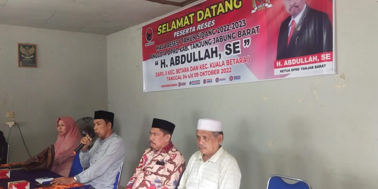 Ketua DPRD Tanjab Barat Tampung Aspirasi Masyarakat Desa Pematang Lumut