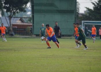 Al Haris Cetak Gol, Pertandingan Eksibisi Pemprov Jambi Vs Pemprov Sumbar Berakhir Imbang