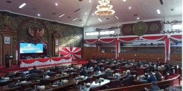 DPRD Sampaikan Pandangan Umum Fraksi Terhadap 7 Ranperda Pemprov Jambi