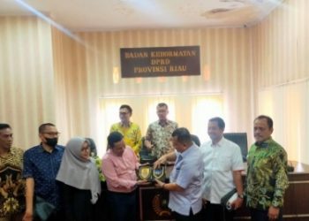 BK DPRD Provinsi Jambi Studi Banding ke BK DPRD Riau, Bahas Soal Sanksi Anggota Dewan