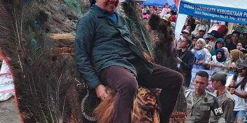 Bupati Kerinci Adirozal hadiri Festival Budaya Gunung Labu