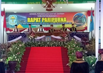 Adirozal Hadiri Rapat Paripurna Istimewa HUT ke-64 Kabupaten Kerinci