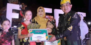 Bupati Tanjab Barat Harapkan Ekraf Fest Mampu Tingkatkan Daya Saing Produk Lokal