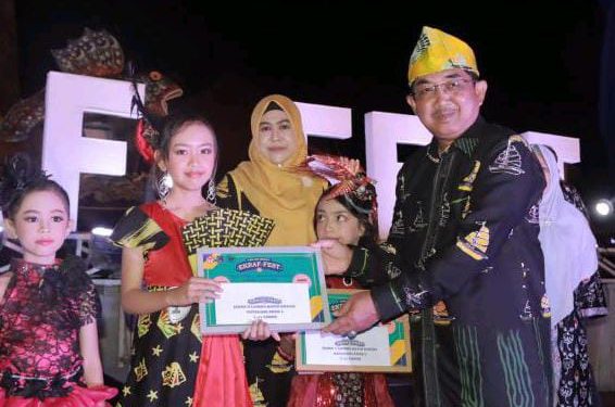 Bupati Tanjab Barat Harapkan Ekraf Fest Mampu Tingkatkan Daya Saing Produk Lokal