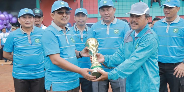 Kejuaraan Sepak Bola Bupati Cup 2022 Resmi Bergulir, Anwar Sadat : Junjung Tinggi Sportifitas
