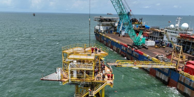 Proyek Perdana Dekomisioning Hulu Migas Berhasil Direalisasikan