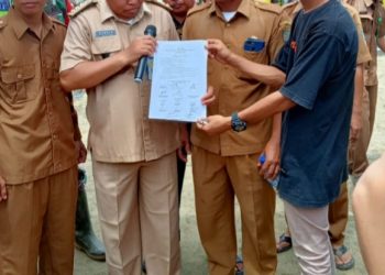 Dugaan Peti & Operasi Kayu Ilegal, Puluhan Pemuda Lakukan Aksi di Depan Kantor Dusun Sungai Telang batin III Ulu Bungo