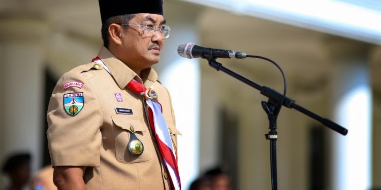 Bupati Pimpin Upacara HUT Pramuka ke 61 Tingkat Kwartir Cabang Gerakan Pramuka Tanjab Barat