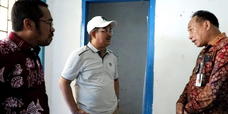 Bupati Tinjau Eks Puskesmas Tungkal 2 Bakal Difungsikan Jadi Kantor PDAM Tirta Pengabuan