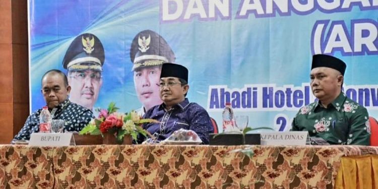 Bupati Tanjab Barat Hadiri Kegiatan Bimtek ARKAS TA 2023
