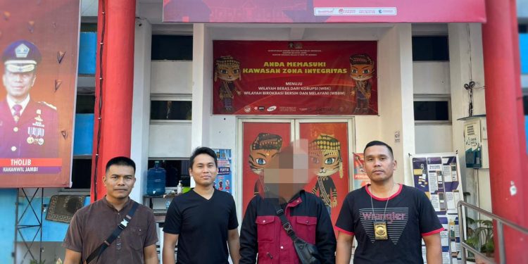 Muhammad Rizki Hidayat: lmigrasi Kelas II Non TPI Kerinci Deportasi WNA