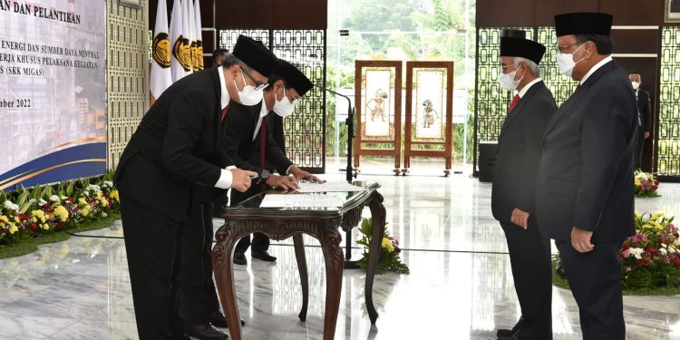 Menteri ESDM Lantik Pimpinan SKK Migas