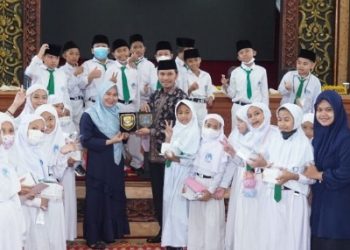 Puluhan Siswa Islam Al Azhar 57 Jambi Lakukan Fieldtrip, Edi Purwanto : Tetap Berpegang Pada Nilai Kebenaran