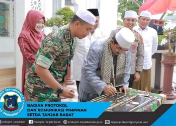Bupati Anwar Sadat Resmikan Masjid As-Syarif Kodim 0419/Tanjab