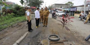 Komisi III Tinjau Jalan Provinsi Rusak di Buluran Kota Jambi