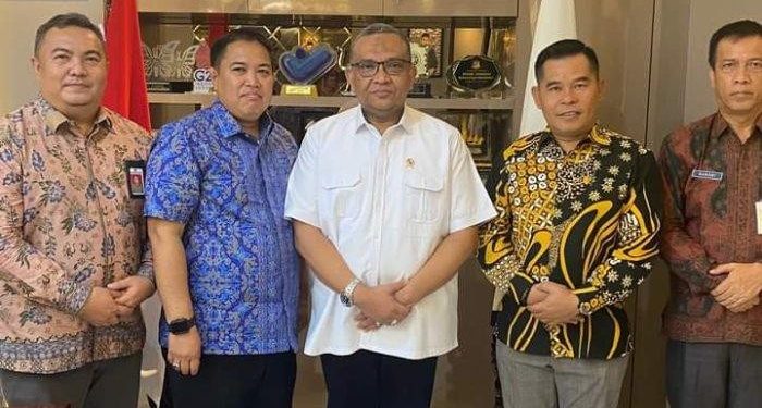 Ketua Komisi lV DPRD Provinsi Jambi Dampingi Gubernur Serah Terima Aset BLK ke Kemenaker RI