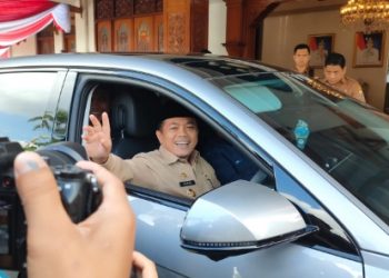 Al Haris Jajal Mobil Listrik di Jalanan Kota Jambi