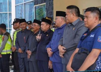 Ketua DPRD dan Komisi I Sambut Aksi Damai Guru Honorer Tanjab Barat