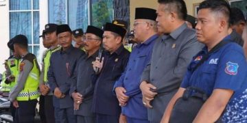Ketua DPRD dan Komisi I Sambut Aksi Damai Guru Honorer Tanjab Barat