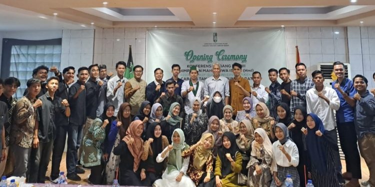Wakil Ketua MD KAHMI Tanjab Barat Buka Secara Resmi Konfercab HMI ke-VIII