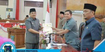 Bupati Hadiri Rapat Paripurna DPRD Penyampaian Nota Pengantar Raperda tentang Pertanggungjawaban Pelaksanaan APBD Kabupaten Tanjab Barat TA 2022
