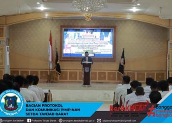 Bupati Tanjab Barat Buka Secara Resmi Diklat BST-KLMSKK 30/60 mil Bagi Operator Kapal Tradisional dan Nelayan