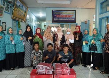 TP PKK Sungai Penuh Gelar Anjangsana ke Panti Asuhan