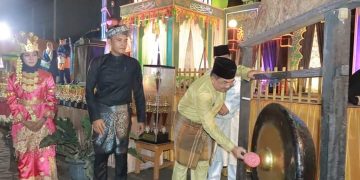 Bupati Tanjab Barat Hadiri Pembukaan MTQ ke-10 Tingkat Kecamatan Tebing Tinggi Tahun 2023