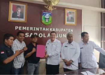 PJ Bupati Sarolangun Terima Laporan Tertulis dari LSM GPKK