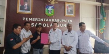 PJ Bupati Sarolangun Terima Laporan Tertulis dari LSM GPKK