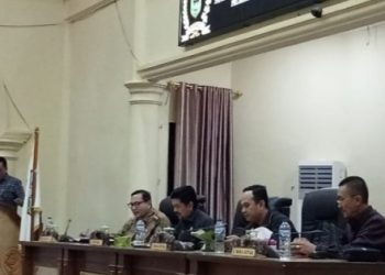 Ketua DPRD Sarolangun Pimpin Rapat Paripurna Tahap 1