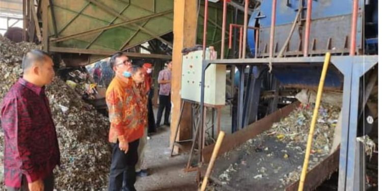 Wako Ahmadi Dorong Pembangunan TPA Regional Berskala Besar di Sungai Penuh