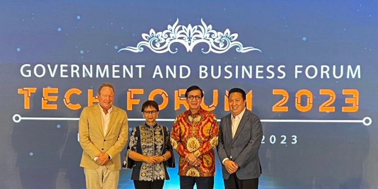 Menkumham Ajak Pelaku Bisnis Sinergi dengan Pemerintah Perangi Perdagangan Orang