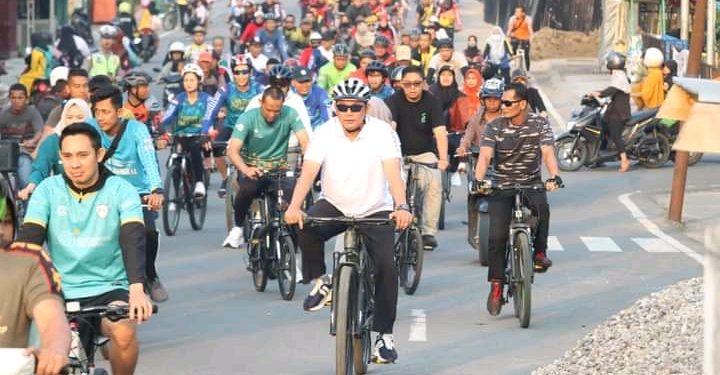 Wabup Hairan Ikuti Gowes Bersama Kodim 0419/Tanjab