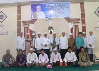Safari Subuh di Masjid Baburrahmah, Bupati UAS Sampaikan Program Pemerintah ke Masyarakat