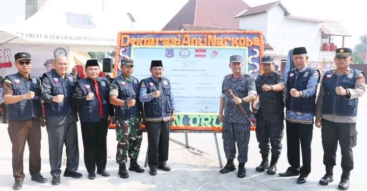 Bupati UAS Ikuti Apel Gabungan Deklarasi Perang Melawan Narkoba Menuju Tanjab Barat Bersinar