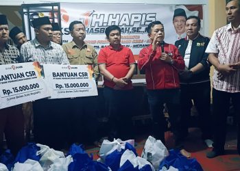 Gubernur Al Haris Serahkan Bantuan Korban Kebakaran di Sarolangun