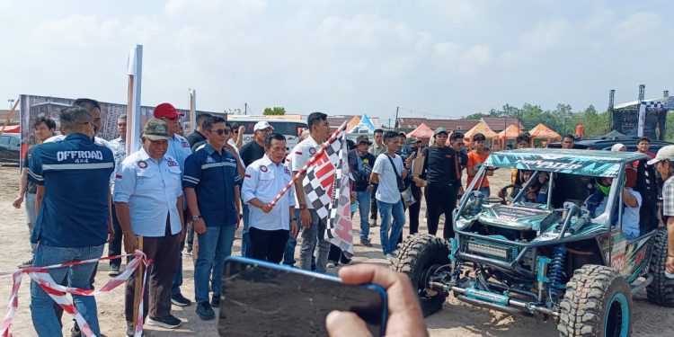 Didampingi Kapolda Jambi, Gubernur Al Haris Buka IOF Expo Jambi 2023