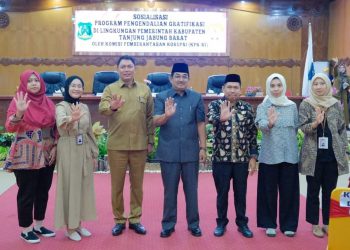 Ketua DPRD Tanjabbar Hadiri Acara Sosialisasi Program Pengendalian Gratifikasi Oleh KPK-RI