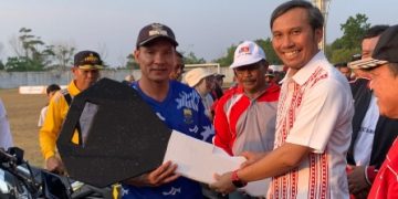 Hadiri Penutupan Final Sepakbola di Sarolangun, Edi Purwanto: Balik Kampung Sebentar