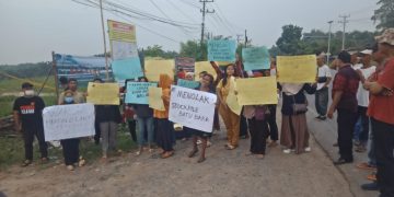 Tolak Stockpile Batu Bara, Warga Surati Gubernur dan Bupati Tapi Tak Ada Jawaban